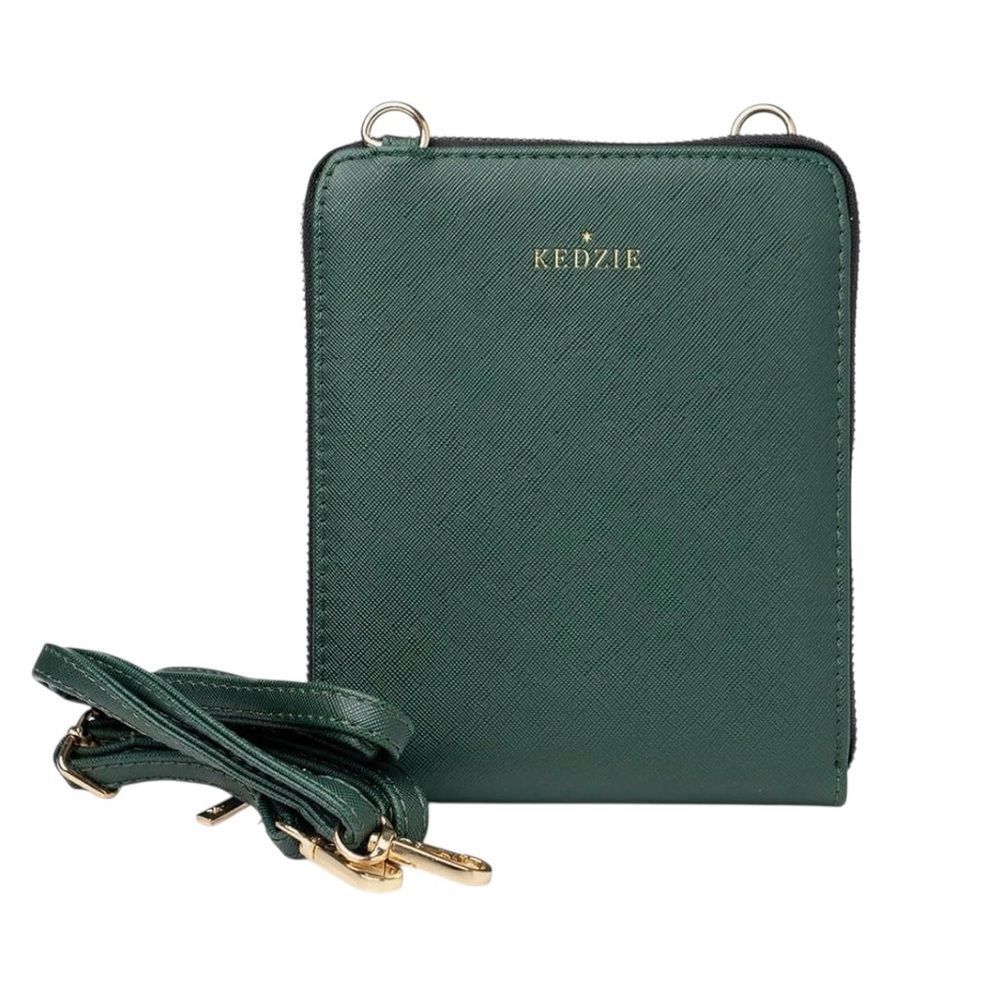 Kedzie Green Crossbody Bag(NWOT)